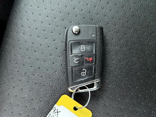 Photo of 2021 Black Volkswagen Tiguan