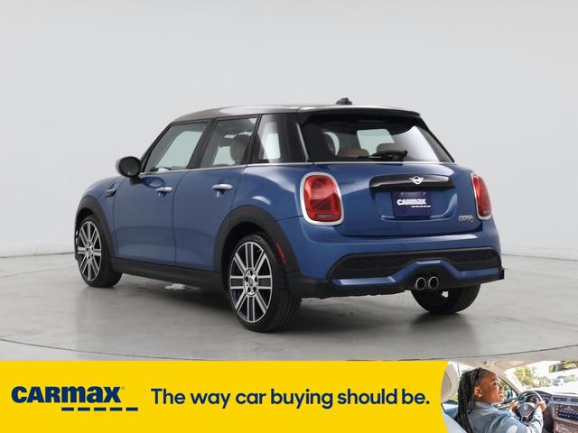 Photo of 2022 Blue MINI Hardtop