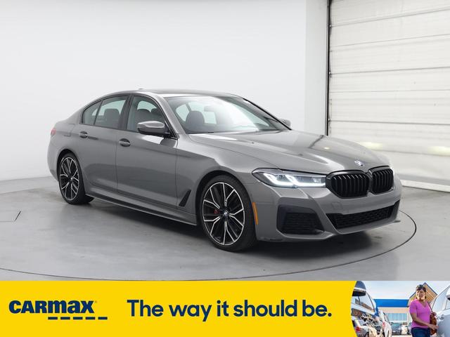 2022 BMW 530