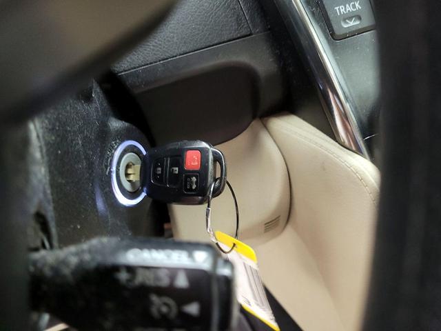 Photo of 2013 Red Toyota Camry