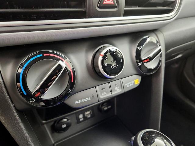 Photo of 2021 Gray Hyundai KONA