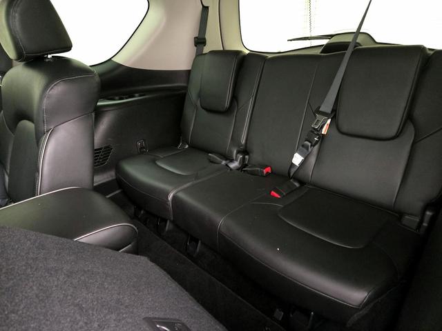 Photo of 2022 White INFINITI QX80