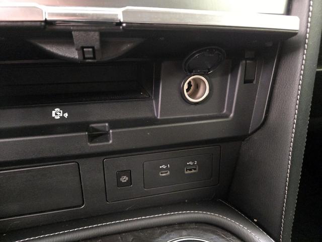 Photo of 2022 White INFINITI QX80