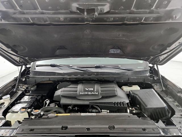 Photo of 2018 Black Nissan Titan