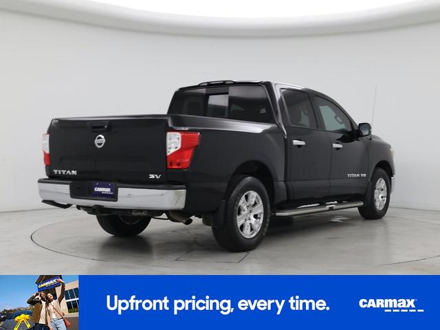 Photo of 2018 Black Nissan Titan