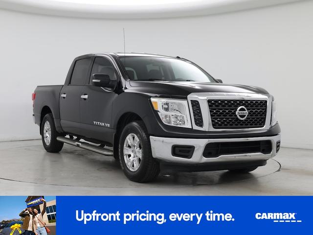 Photo of 2018 Black Nissan Titan