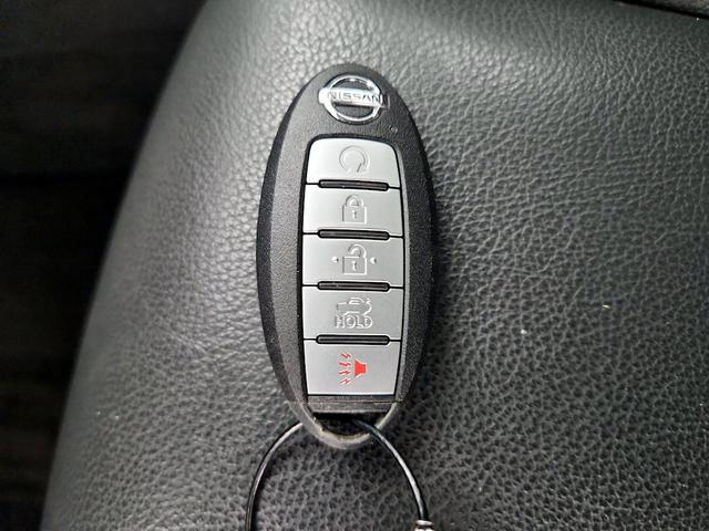 Photo of 2019 Black Nissan Altima