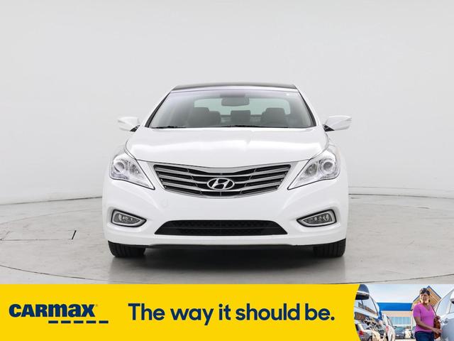 Photo of 2014 White Hyundai Azera