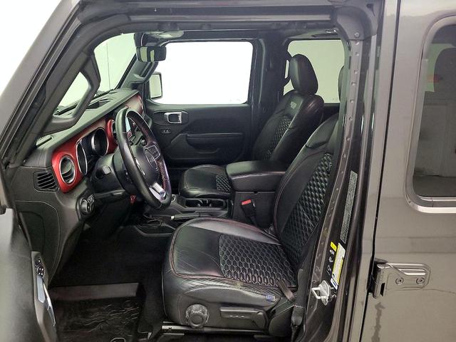 Photo of 2021 Gray Jeep Wrangler