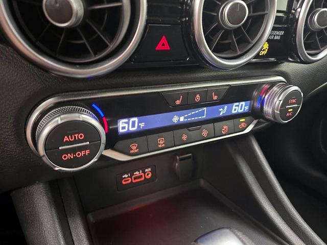 Photo of 2023 Black Nissan Sentra
