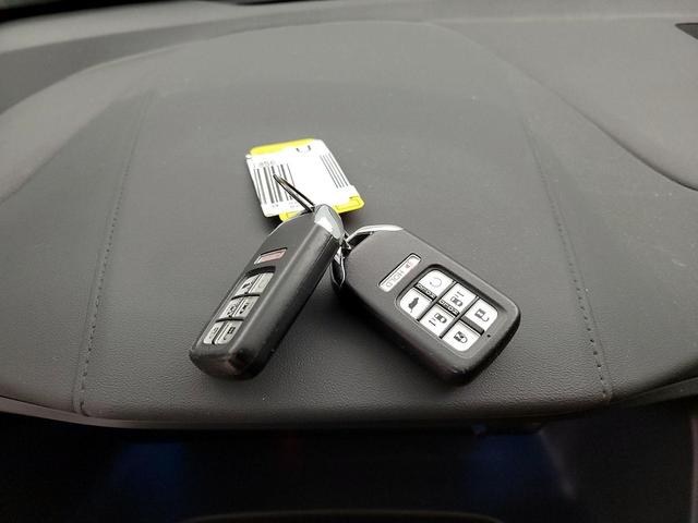 Photo of 2023 Black Honda Odyssey