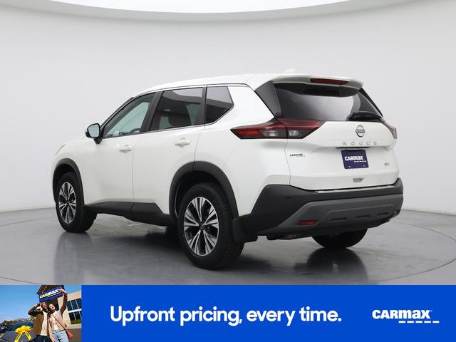 Photo of 2023 White Nissan Rogue