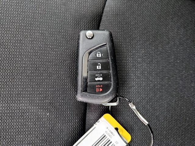 Photo of 2022 White Toyota Corolla