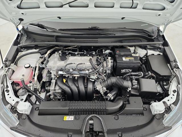 Photo of 2022 White Toyota Corolla