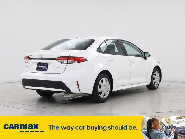 Photo of 2022 White Toyota Corolla