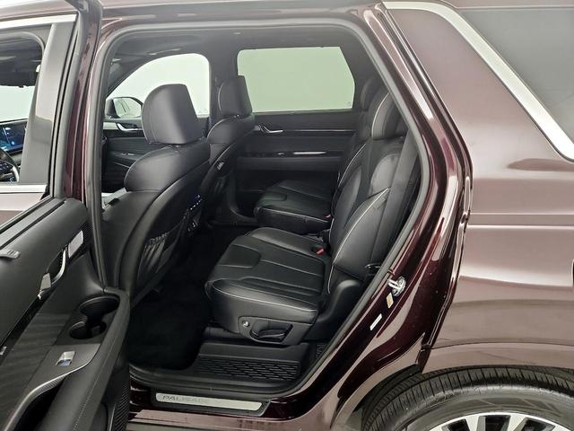 Photo of 2024 Burgundy Hyundai PALISADE