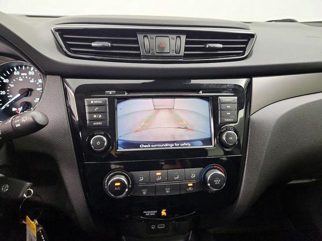 Photo of 2020 Black Nissan Rogue Sport