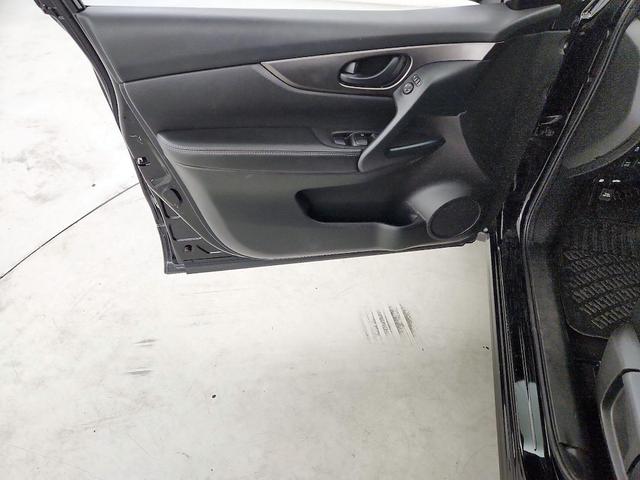 Photo of 2020 Black Nissan Rogue Sport