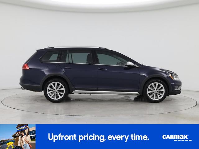 Photo of 2017 Blue Volkswagen Golf Alltrack