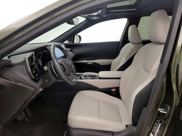 Photo of 2024 Green Lexus RX 350