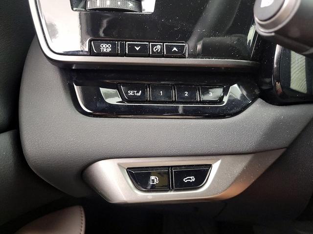 Photo of 2024 Green Lexus RX 350