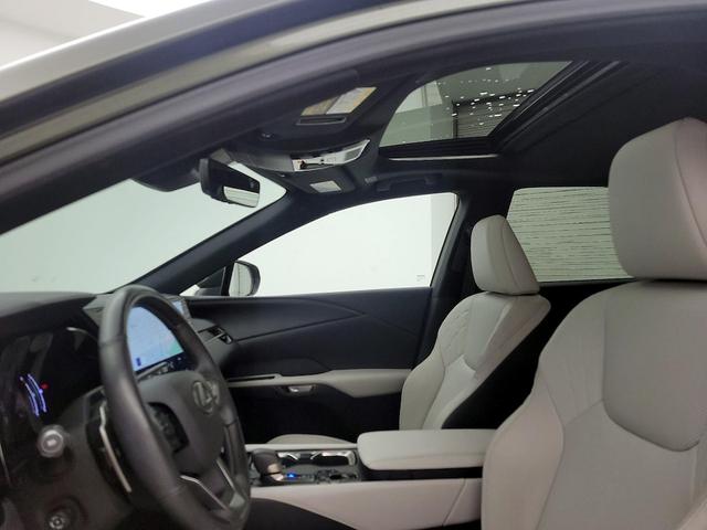 Photo of 2024 Green Lexus RX 350