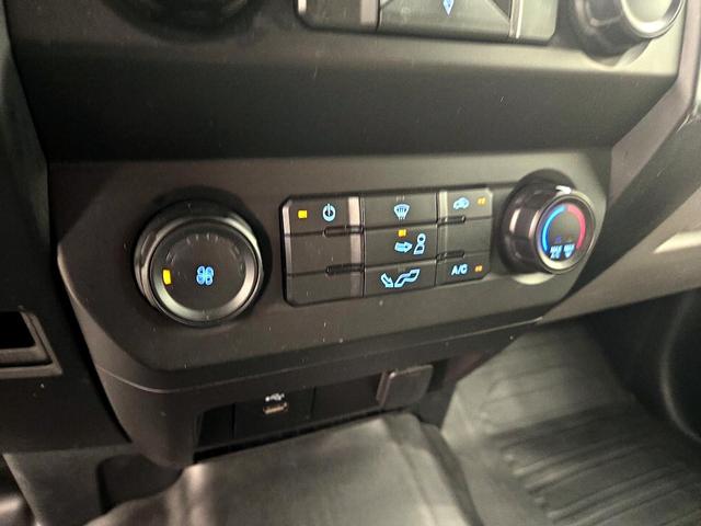 Photo of 2019 White Ford F-150