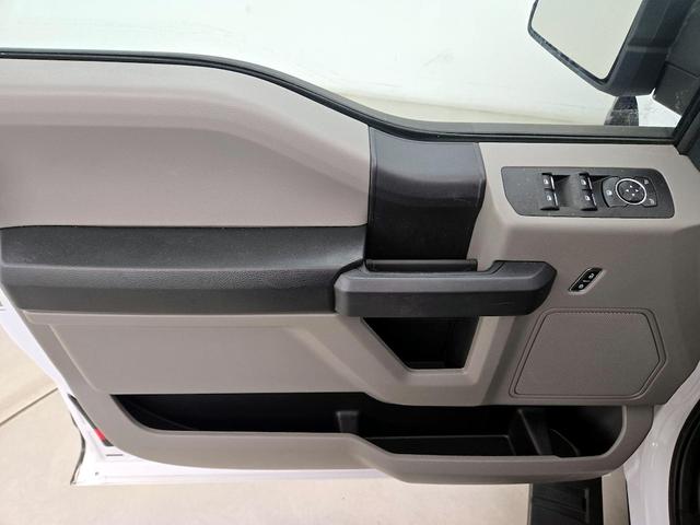 Photo of 2019 White Ford F-150