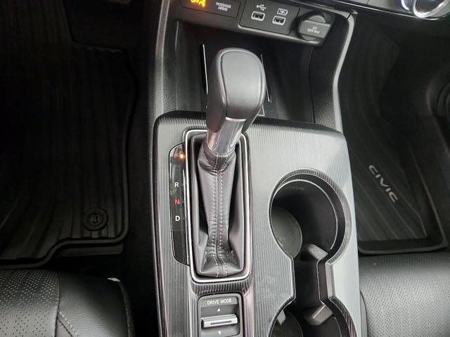 Photo of 2024 Gray Honda Civic