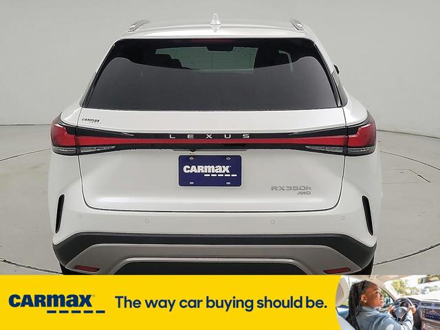Photo of 2025 White Lexus RX 350h