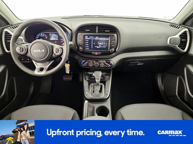 Photo of 2022 Gray Kia Soul