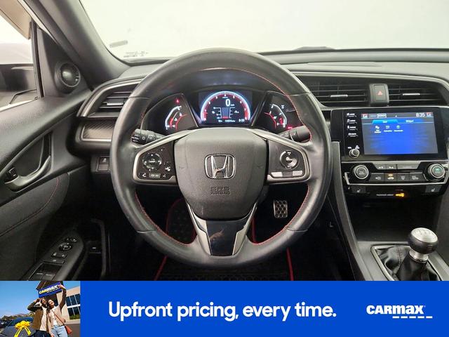 Photo of 2019 White Honda Civic