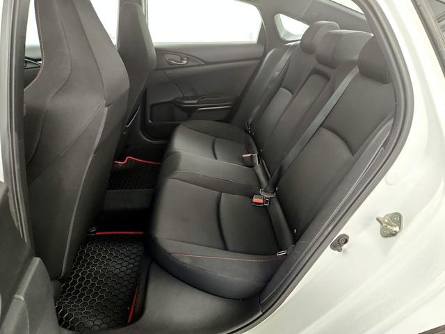 Photo of 2019 White Honda Civic