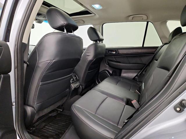 Photo of 2019 Gray Subaru Outback