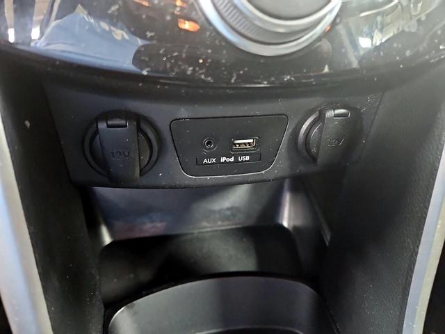 Photo of 2017 Silver Hyundai ELANTRA