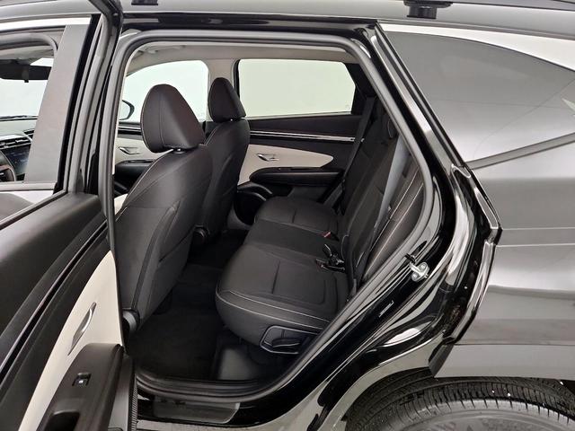 Photo of 2023 Black Hyundai TUCSON