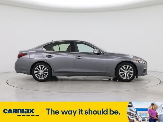 Photo of 2021 Gray INFINITI Q50