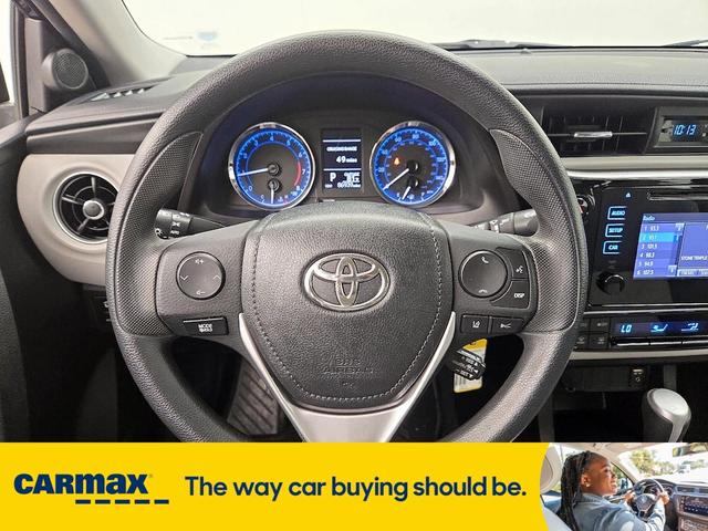 Photo of 2017 Blue Toyota Corolla