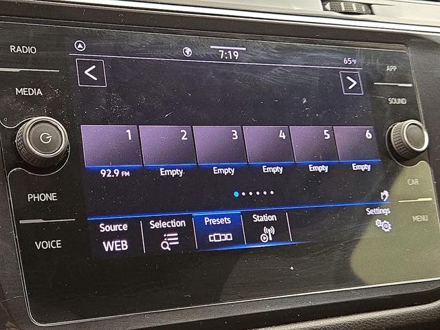 Photo of 2021 Blue Volkswagen Tiguan