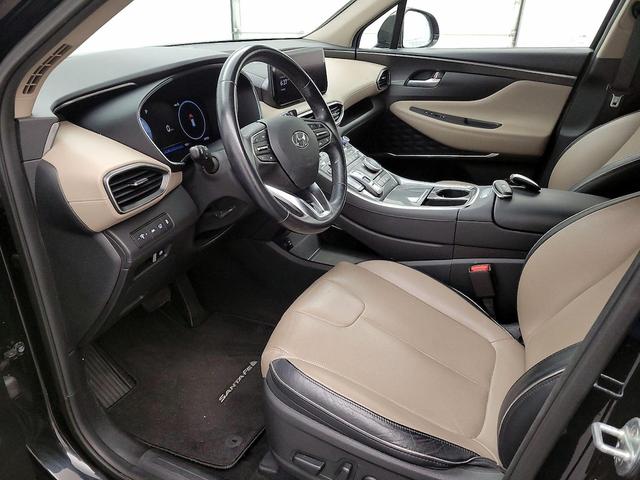 Photo of 2022 Black Hyundai SANTA FE