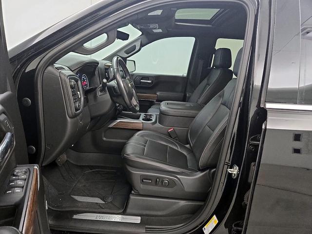 Photo of 2020 Black Chevrolet Silverado 1500