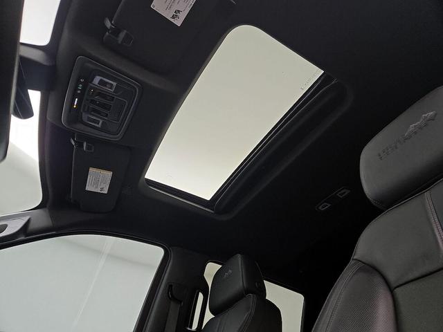 Photo of 2020 Black Chevrolet Silverado 1500