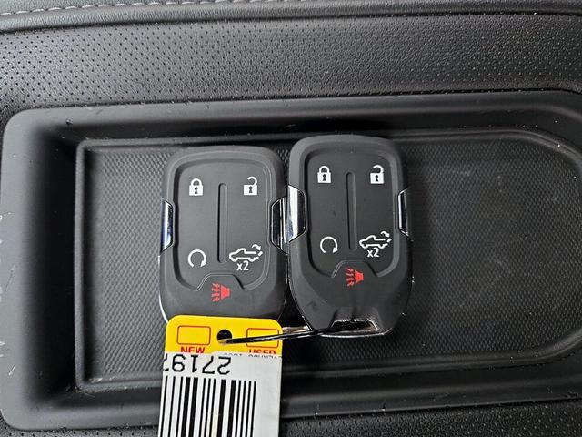 Photo of 2020 Black Chevrolet Silverado 1500