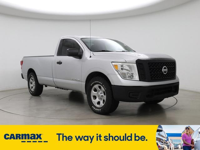 2017 Nissan Titan