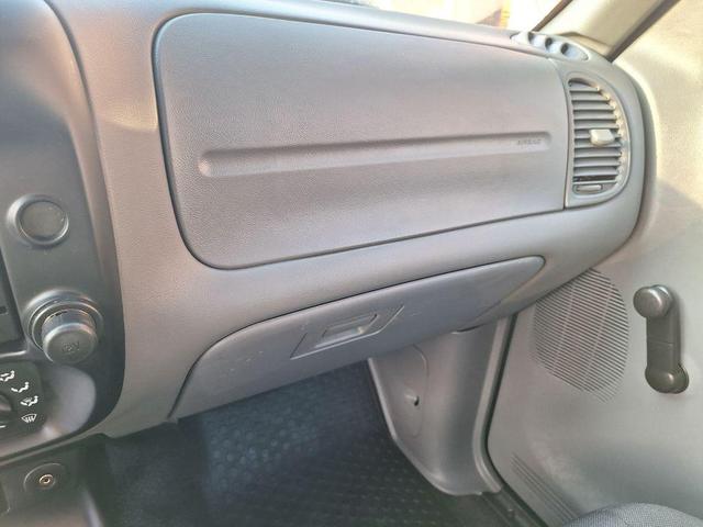 Photo of 2010 GREY Ford Ranger