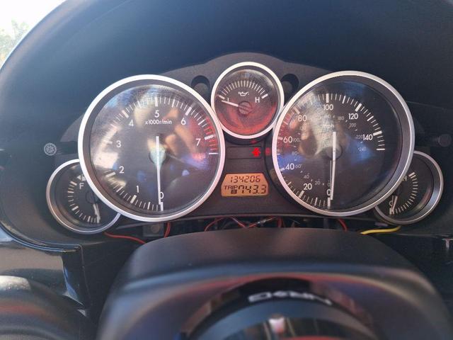 Photo of 2006 Marble White Mazda MX-5 Miata
