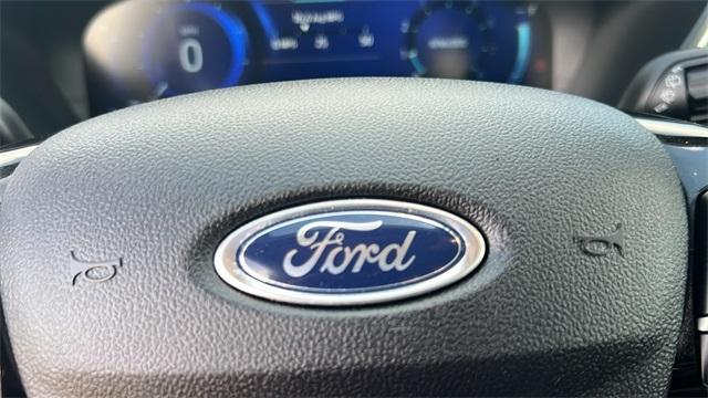 Photo of 2022 Rapid Red Metallic Tinted Clearcoat Ford Escape