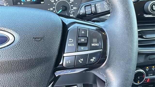 Photo of 2022 Atlas Blue Metallic Ford Escape
