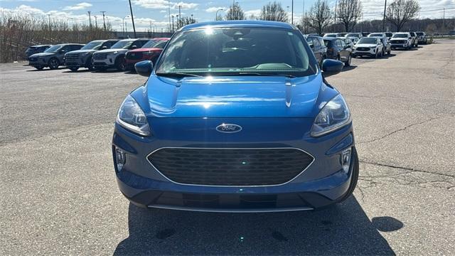 Photo of 2022 Atlas Blue Metallic Ford Escape