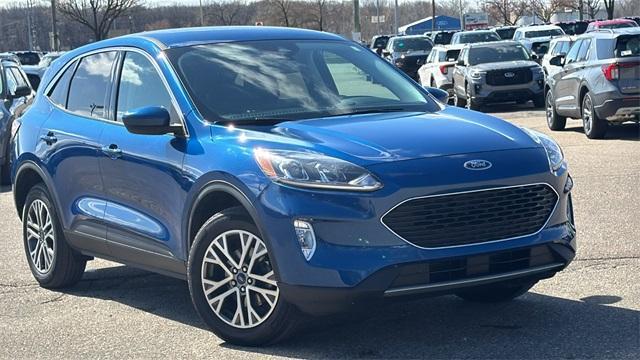 Photo of 2022 Atlas Blue Metallic Ford Escape